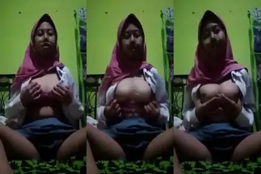 Bokep Indo Masih SMA Toketnya Gede Padet Lumer